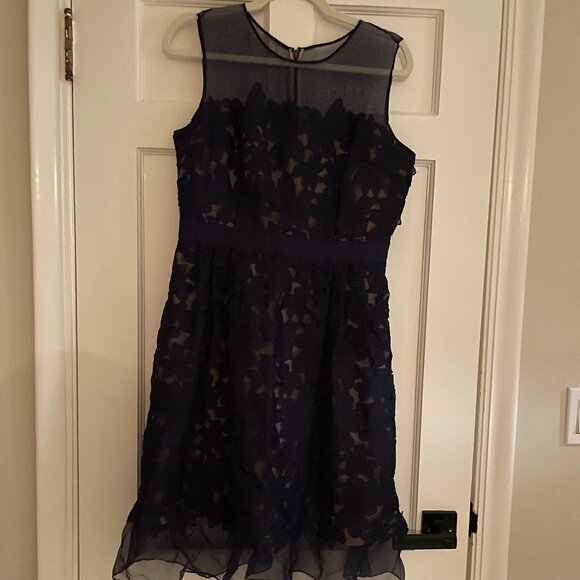 Carmen Marc Black Floral-applique Dress - Size 10 EUC - Picture 2 of 3